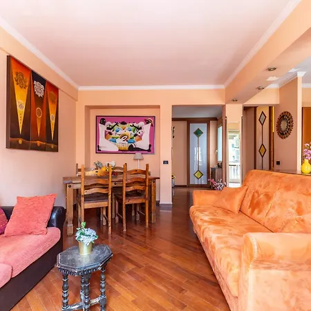 Hostly Forlanini Boho * רומא